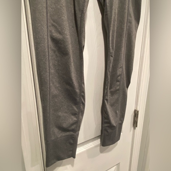Reebok Gray Moisture Wick Stretch Joggers Elastic Drawstring Pockets Size L - Picture 5 of 10